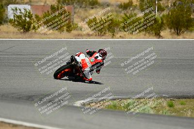 media/Apr-13-2025-TrackXperience (Sun) [[fb1ef998a6]]/Level 2 (Intermediate)/Turn 8 (Session 3)/
